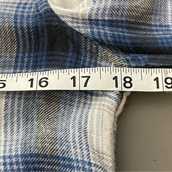 American Eagle Plaid Flannel Button-Down Shirt – Blue/Black/White, XS - Picture 9 of 10